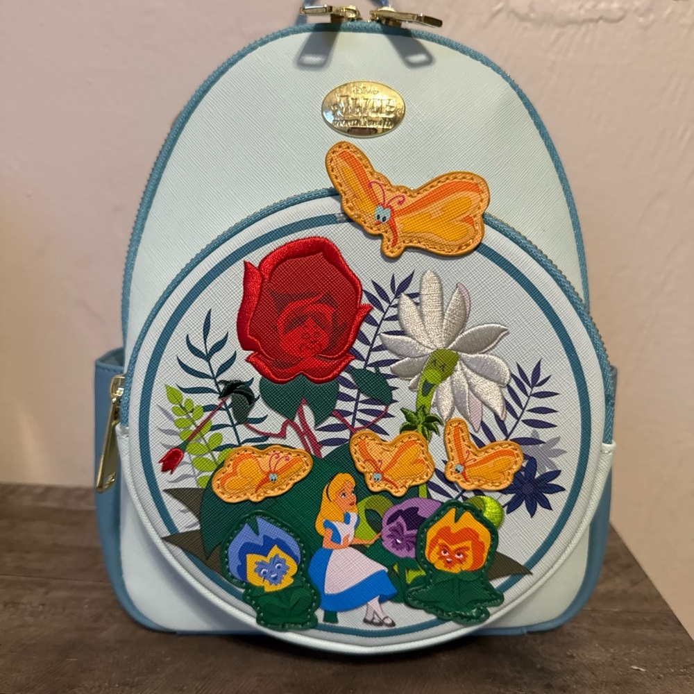 Loungefly mini backpack NTW Alice in wonderland